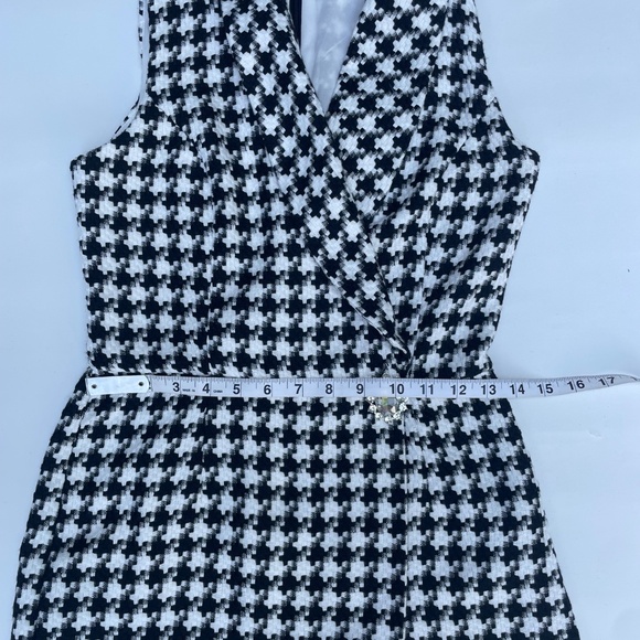 Wrap Romper Size 4 - Picture 2 of 9